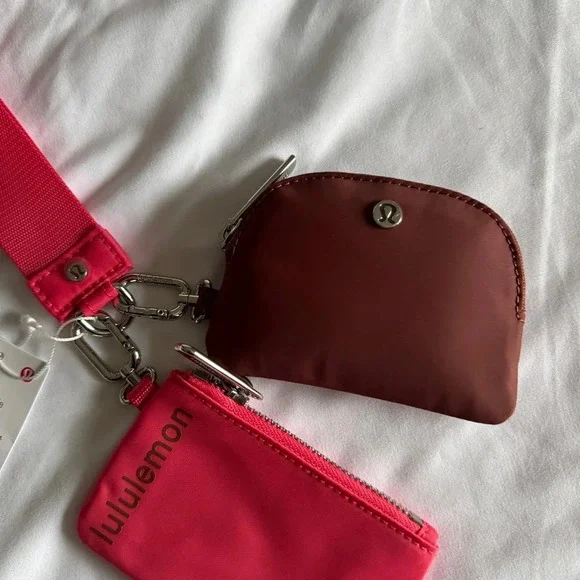 49🆕🤎 Lululemon Dual Pouch Wristlet Ancient Copper Glazed Pink - Picture 3 of 6